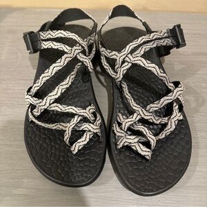 CHACO‎ Updraft EcoTread ZX/2 Gray Wave Toe Loop Sandals Size 9
